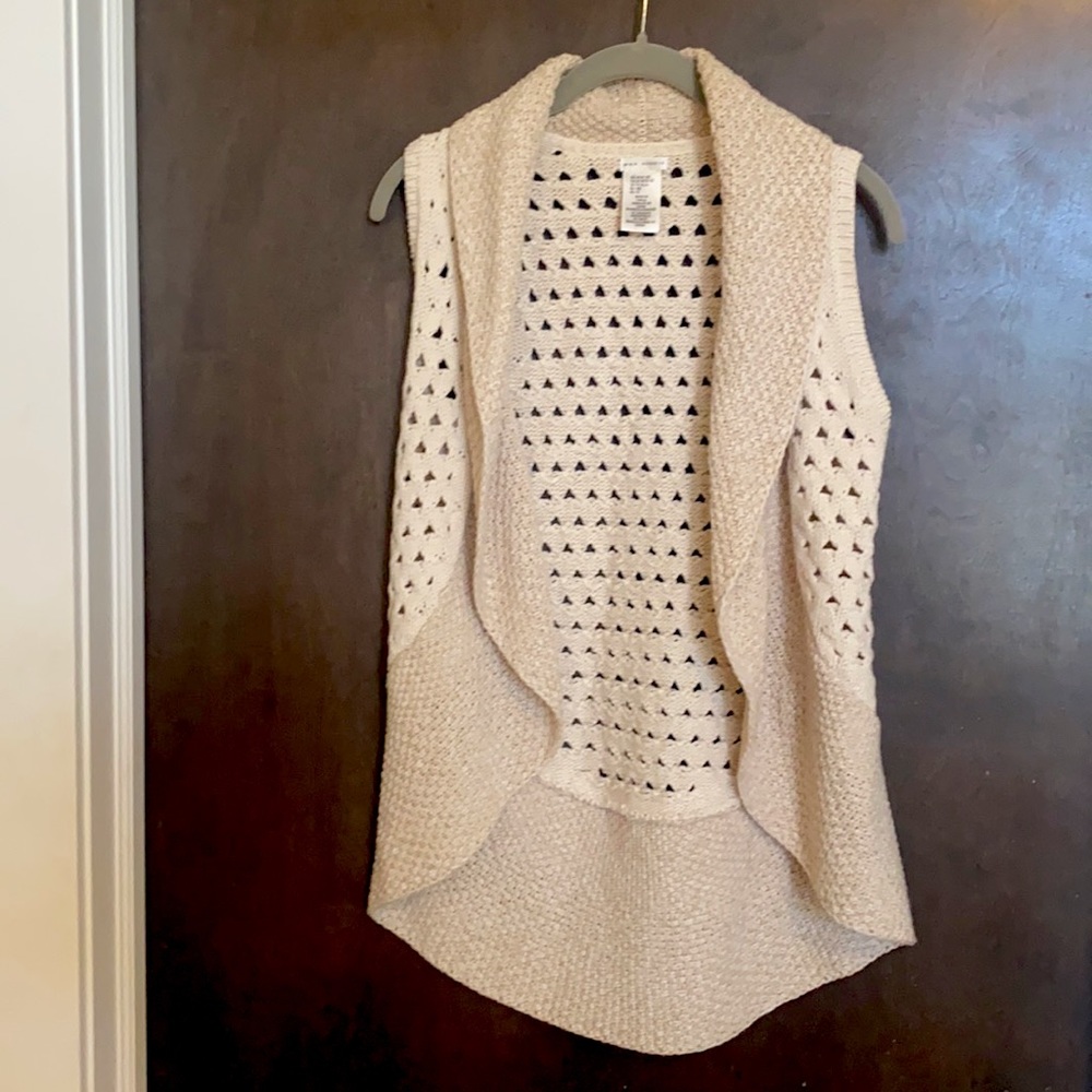 Max  studio medium sleeves sweater